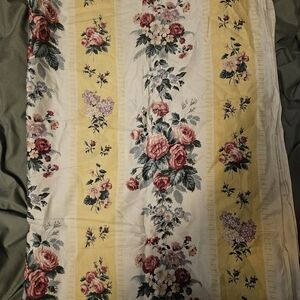 3+Yd Vintage 1940s 1950s Fabric 36" x 120" Yellow Country Garden Floral Cotton